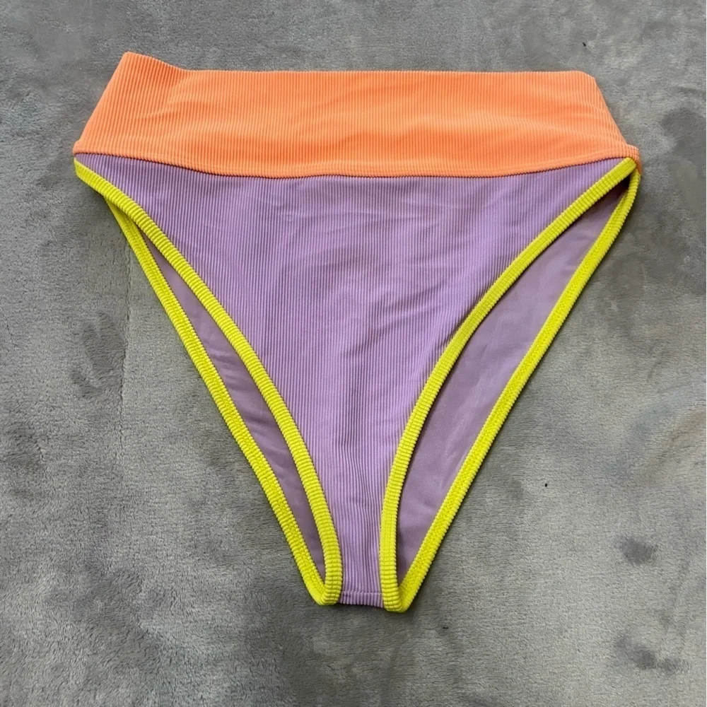 Beach Riot color blocked